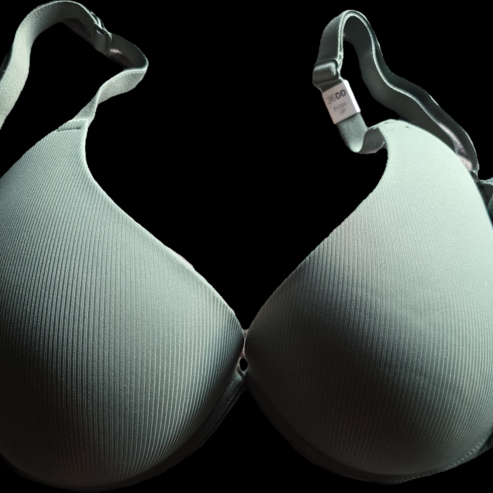 NWT VS Pink PUSH-UP Bra